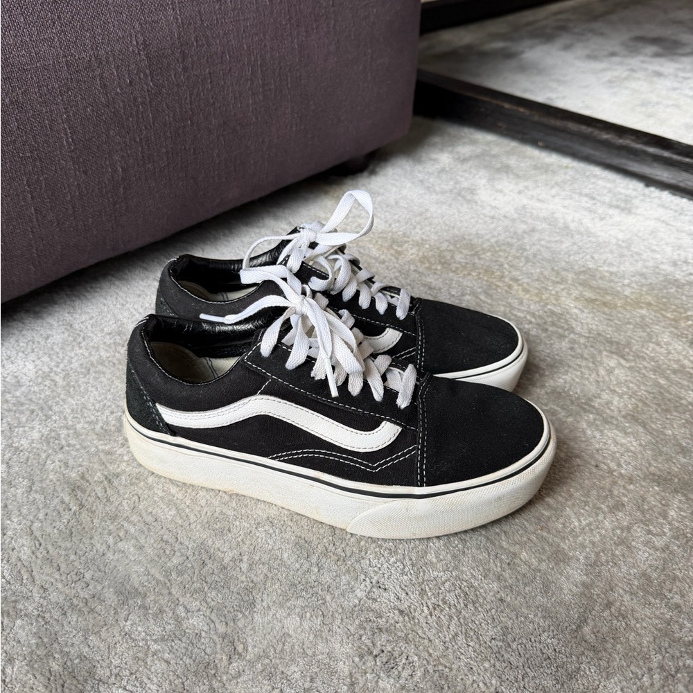 Platform Vans Black and White Women's Shoes